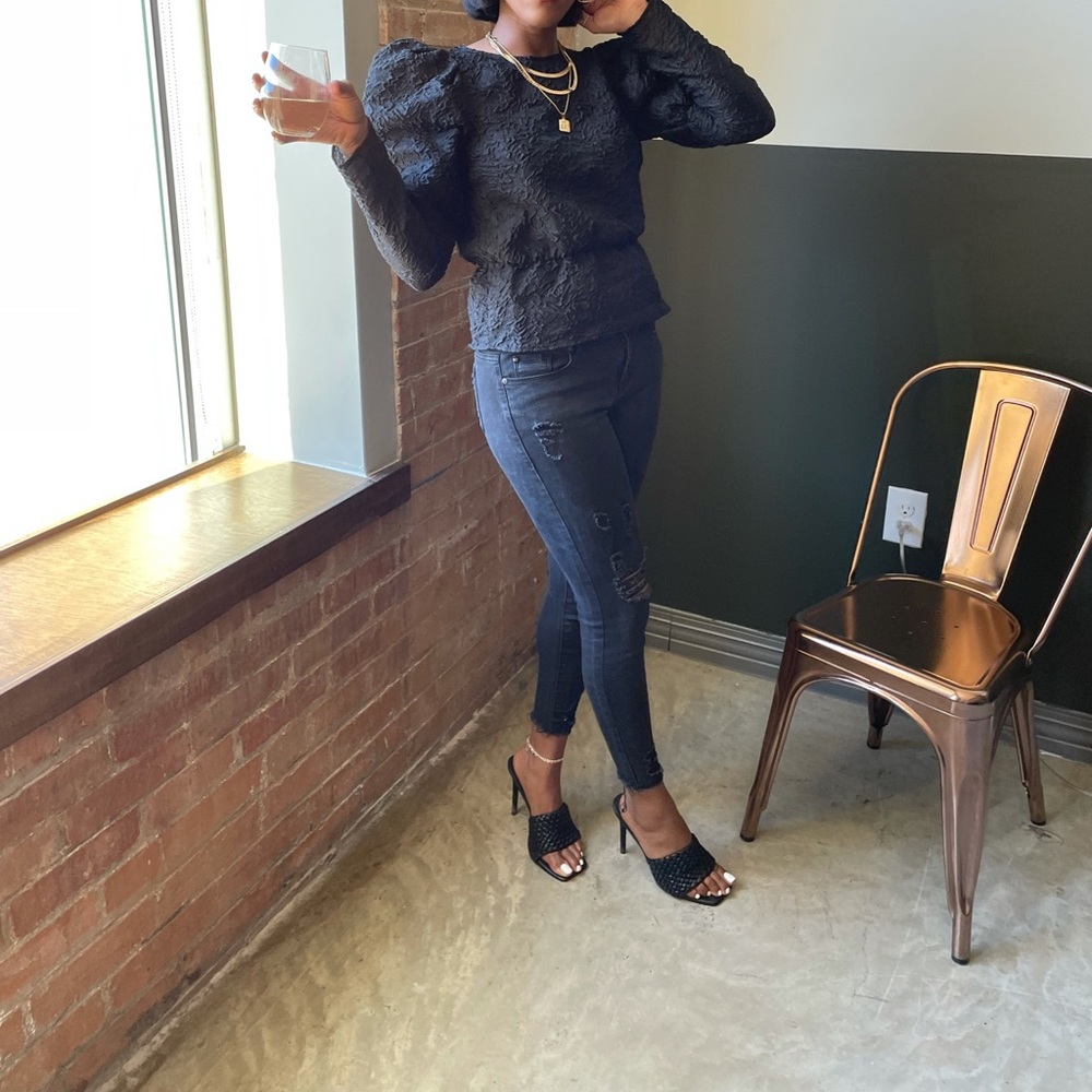 H&M Puff Shoulder Long Sleeve Top